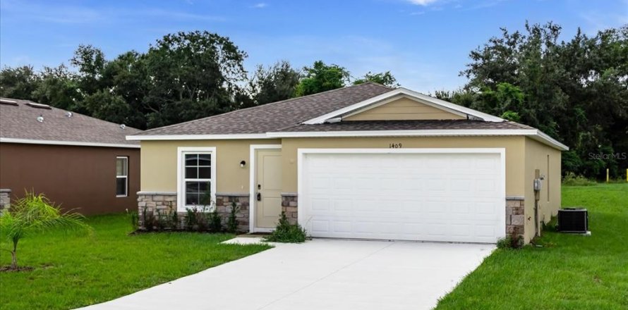 House in Sebring, Florida 4 bedrooms, 140.28 sq.m. № 1361218