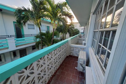 Copropriété à vendre à Miami Beach, Floride: 34.37 m2 № 1400321 - photo 7