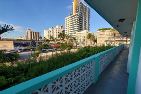 Copropriété à vendre à Miami Beach, Floride: 34.37 m2 № 1400321 - photo 3