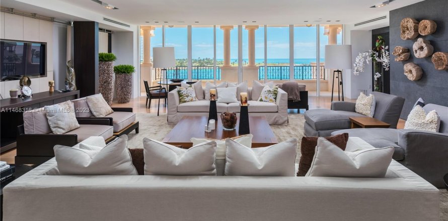 Condo à Miami Beach, Floride, 5 chambres  № 780344