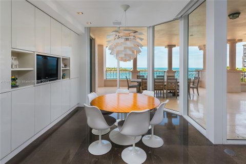 Copropriété à vendre à Miami Beach, Floride: 5 chambres, 652.64 m2 № 780344 - photo 10