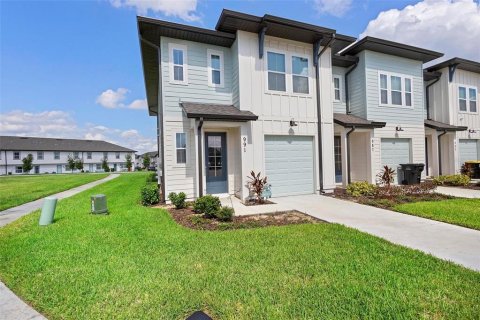 Townhouse in Davenport, Florida 3 bedrooms, 153.57 sq.m. № 1388705 - photo 2