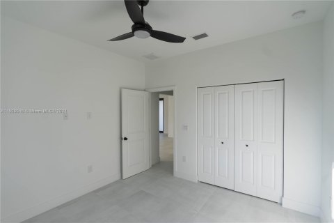 Casa en venta en Lehigh Acres, Florida, 3 dormitorios, 150.5 m2 № 1000080 - foto 11