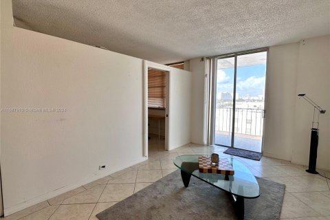 Condo in Miami Beach, Florida, 1 bedroom  № 1428432 - photo 6