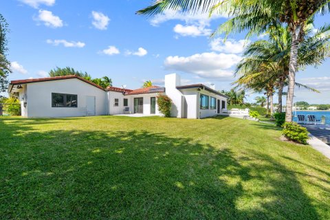 Casa en venta en North Palm Beach, Florida, 4 dormitorios, 327.48 m2 № 1175037 - foto 17