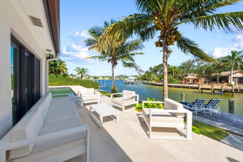 Casa en venta en North Palm Beach, Florida, 4 dormitorios, 327.48 m2 № 1175037 - foto 15