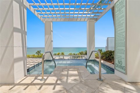Copropriété à vendre à Miami Beach, Floride: 5 chambres, 500.37 m2 № 1098502 - photo 2