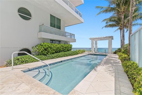 Copropriété à vendre à Miami Beach, Floride: 5 chambres, 500.37 m2 № 1098502 - photo 1