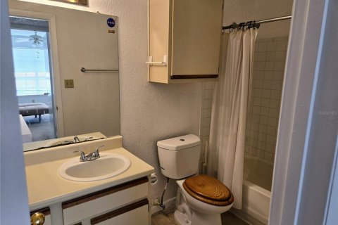 Condo in Orlando, Florida, 1 bedroom  № 1358180 - photo 11