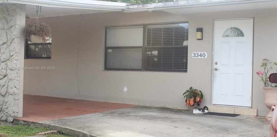 Casa en Fort Lauderdale, Florida 3 dormitorios, 109.53 m2 № 843591