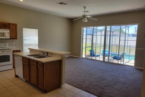 Casa en venta en Davenport, Florida, 5 dormitorios, 217.86 m2 № 1245172 - foto 6