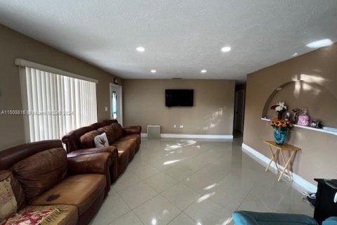Villa ou maison à vendre à Tavernier, Floride: 4 chambres, 137.03 m2 № 929747 - photo 7