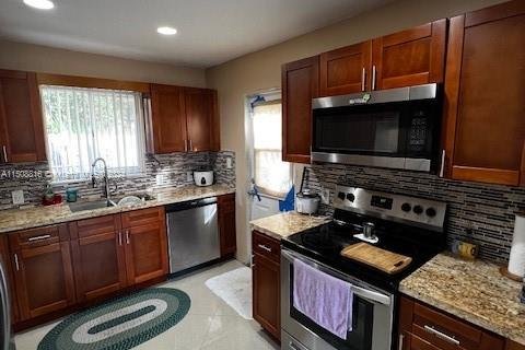 Casa en venta en Tavernier, Florida, 4 dormitorios, 137.03 m2 № 929747 - foto 6