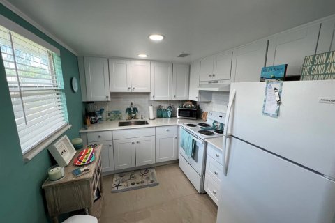 Condominio en venta en Delray Beach, Florida, 2 dormitorios, 82.03 m2 № 691879 - foto 11