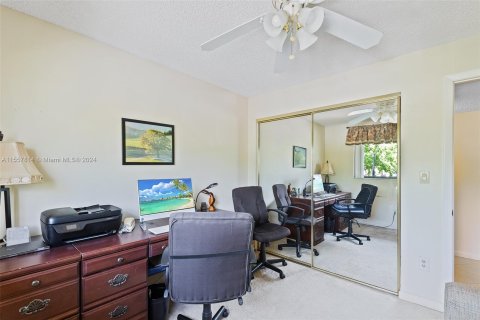 Copropriété à vendre à Tamarac, Floride: 2 chambres, 108.05 m2 № 1081285 - photo 23