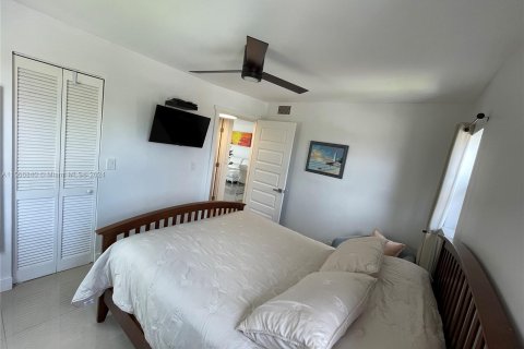 Condo in Sunrise, Florida, 2 bedrooms  № 1104034 - photo 14