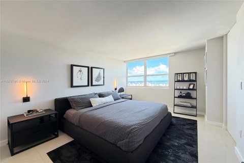 Copropriété à vendre à Miami Beach, Floride: 2 chambres, 100.15 m2 № 1395869 - photo 19