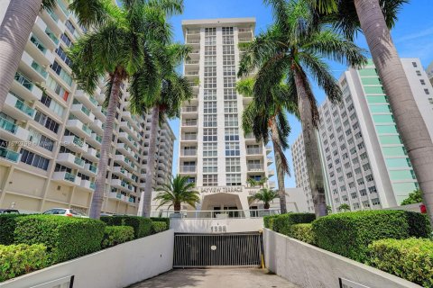 Copropriété à vendre à Miami Beach, Floride: 1 chambre, 69.68 m2 № 1395903 - photo 23