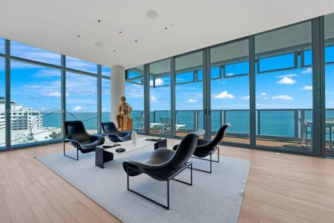 Copropriété à vendre à Miami Beach, Floride: 4 chambres, 349.68 m2 № 991289 - photo 14