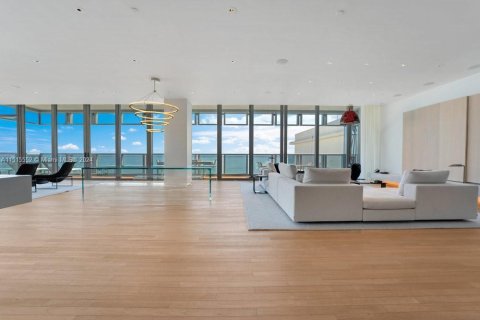 Copropriété à vendre à Miami Beach, Floride: 4 chambres, 349.68 m2 № 991289 - photo 2
