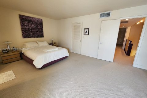 Touwnhouse à vendre à Hallandale Beach, Floride: 2 chambres, 167.04 m2 № 1348747 - photo 23