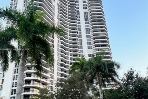 Copropriété à vendre à Aventura, Floride: 2 chambres, 126.44 m2 № 1236306 - photo 30