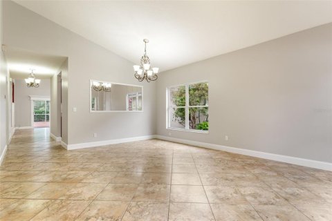 Villa ou maison à vendre à Tampa, Floride: 4 chambres, 221.57 m2 № 1131267 - photo 4