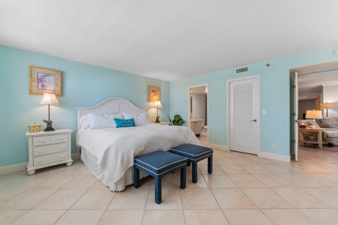 Condominio en venta en Juno Beach, Florida, 2 dormitorios, 171.96 m2 № 987233 - foto 29