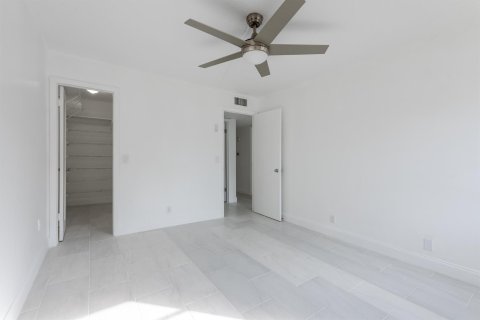 Condominio en venta en Delray Beach, Florida, 2 dormitorios, 84.26 m2 № 987316 - foto 8