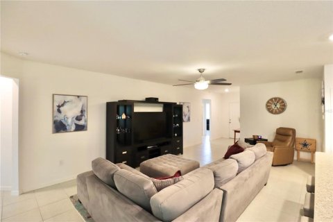 Casa en venta en Punta Gorda, Florida, 4 dormitorios, 174.1 m2 № 1250053 - foto 11