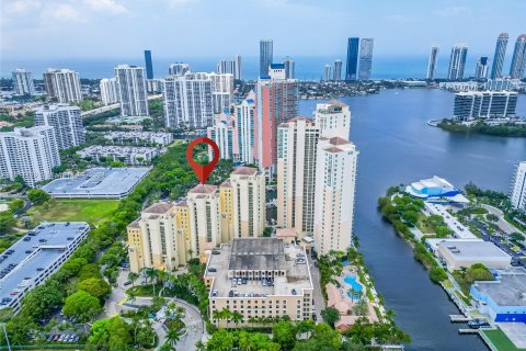 Copropriété à vendre à Aventura, Floride: 3 chambres, 160.72 m2 № 1233898 - photo 4