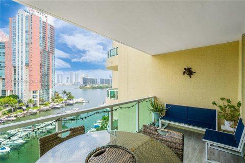 Condo in Aventura, Florida, 3 bedrooms  № 1233898 - photo 19