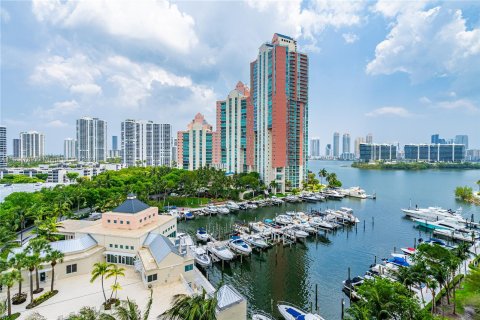 Condominio en venta en Aventura, Florida, 3 dormitorios, 160.72 m2 № 1233898 - foto 21