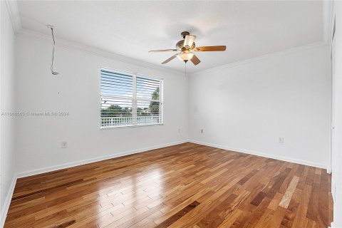 House in Miramar, Florida 6 bedrooms, 296.54 sq.m. № 1380578 - photo 30