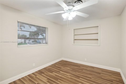 Casa en venta en Margate, Florida, 3 dormitorios, 163.32 m2 № 1380619 - foto 21