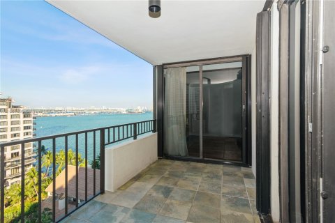 Copropriété à vendre à Miami, Floride: 2 chambres, 114.18 m2 № 1380621 - photo 2