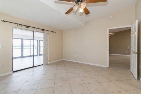 Villa ou maison à vendre à Punta Gorda, Floride: 3 chambres, 232.26 m2 № 622819 - photo 23