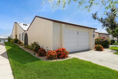 Casa en venta en Punta Gorda, Florida, 3 dormitorios, 232.26 m2 № 622819 - foto 2