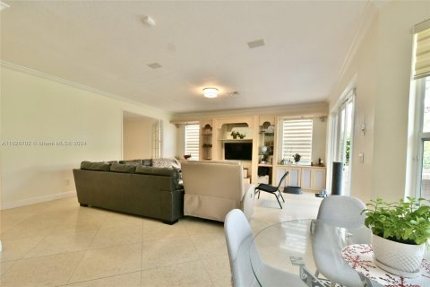 Casa en venta en Miramar, Florida, 5 dormitorios, 371.05 m2 № 1280784 - foto 16