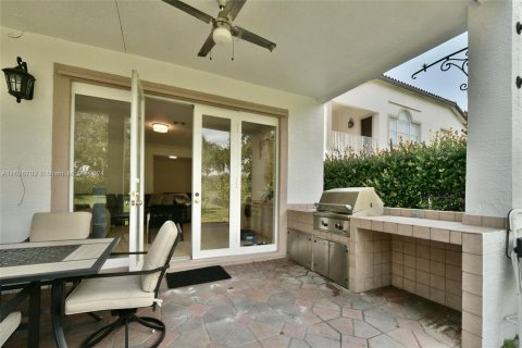 Casa en venta en Miramar, Florida, 5 dormitorios, 371.05 m2 № 1280784 - foto 30