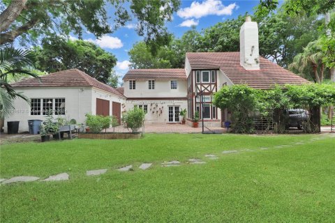 Villa ou maison à vendre à Coral Gables, Floride: 4 chambres, 273.04 m2 № 1280825 - photo 3