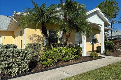 Dúplex en venta en Punta Gorda, Florida, 2 dormitorios, 172.05 m2 № 1273607 - foto 2