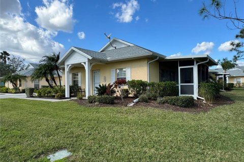 Dúplex en venta en Punta Gorda, Florida, 2 dormitorios, 172.05 m2 № 1273607 - foto 1