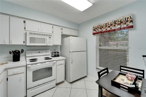 Condominio en venta en Sun City Center, Florida, 2 dormitorios, 99.68 m2 № 1385179 - foto 7