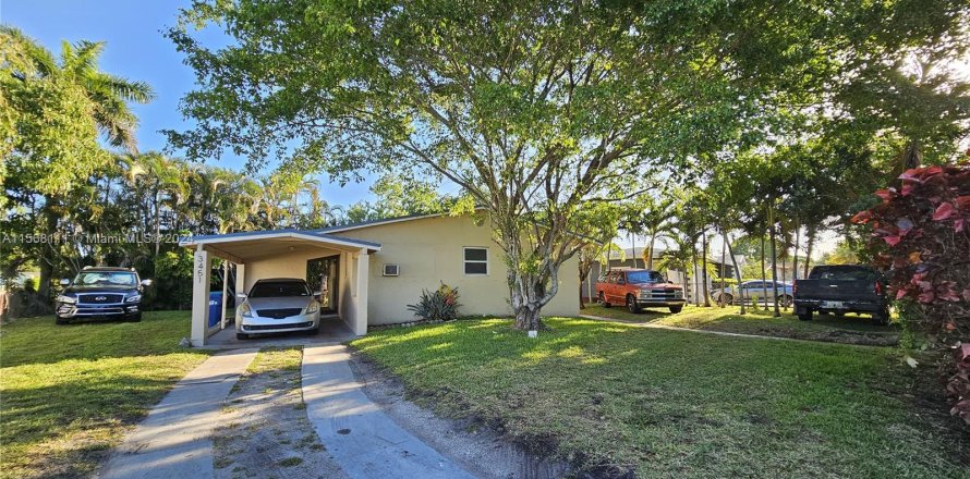 Villa ou maison à Lauderhill, Floride 3 chambres, 101.45 m2 № 1120849