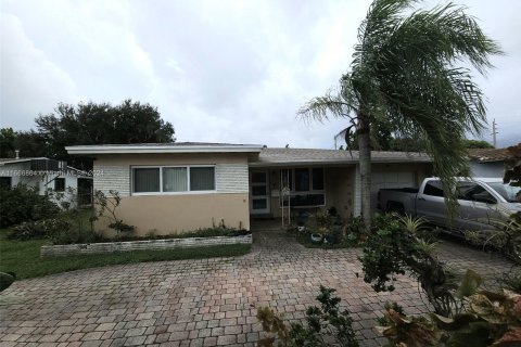 House in Hollywood, Florida 3 bedrooms, 140 sq.m. № 1380607 - photo 3