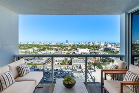 Condominio en venta en Miami Beach, Florida, 1 dormitorio, 76.18 m2 № 1388364 - foto 3