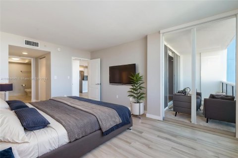 Condominio en venta en Miami Beach, Florida, 1 dormitorio, 76.18 m2 № 1388364 - foto 19