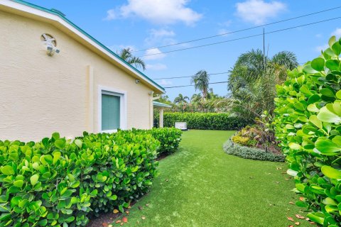 Villa ou maison à vendre à West Palm Beach, Floride: 3 chambres, 158.77 m2 № 1118115 - photo 12