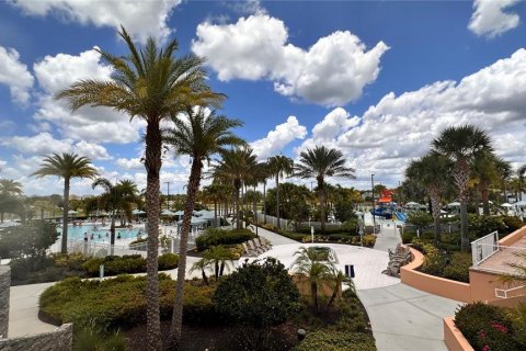 Townhouse in SOLARA RESORT in Kissimmee, Florida 3 bedrooms, 182.27 sq.m. № 1244087 - photo 23